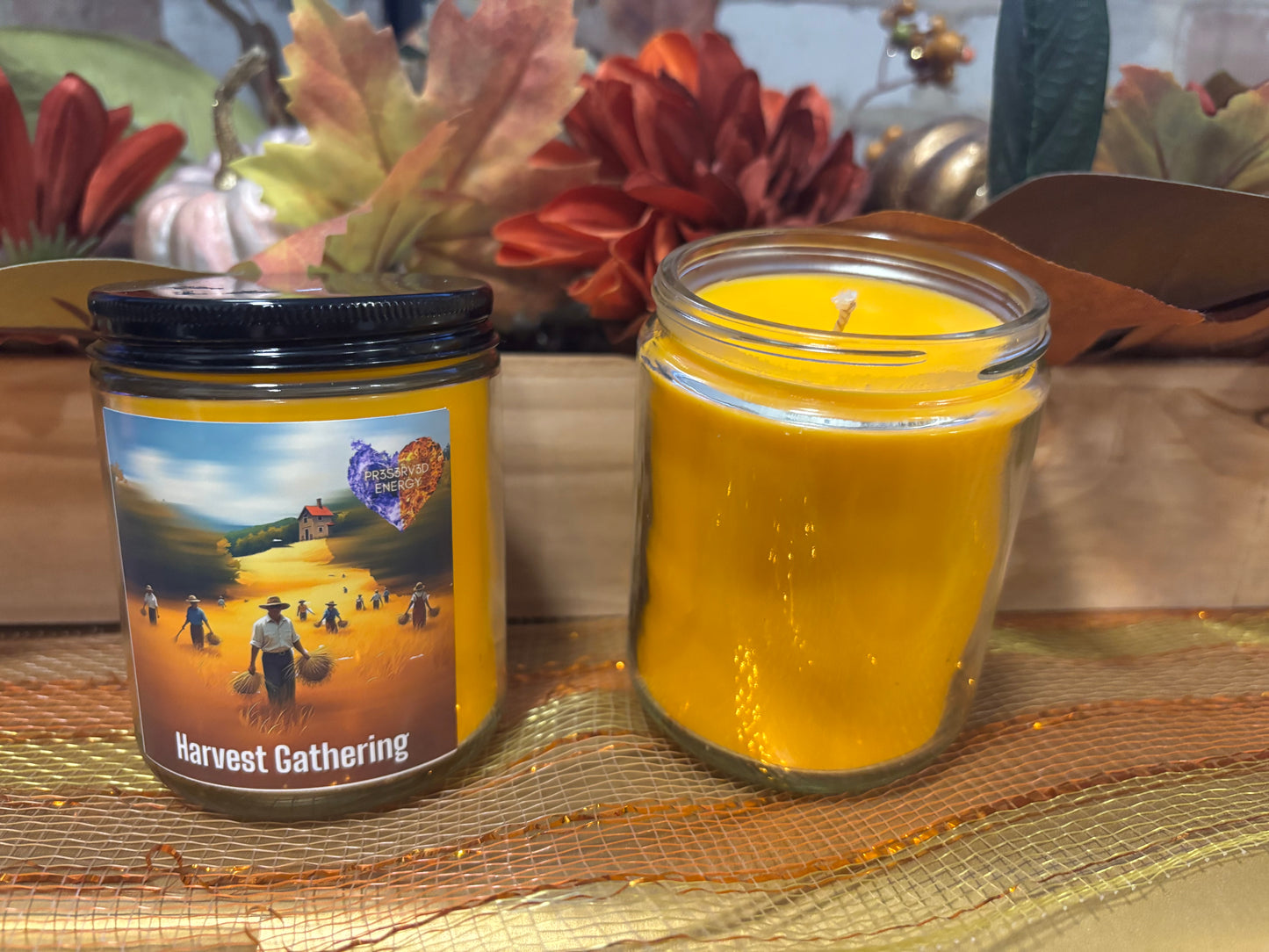 HARVEST GATHERING SCENTED CANDLE