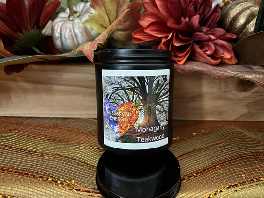 MAHOGANY TEAKWOOD SCENTED CANDLE